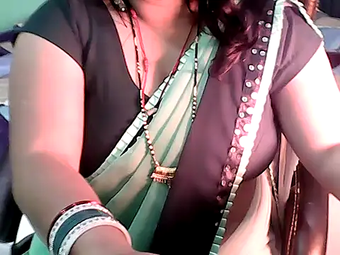 BABITA_KUMARII's cam snapshot