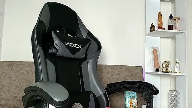 Nahomi_rous777's cam snapshot