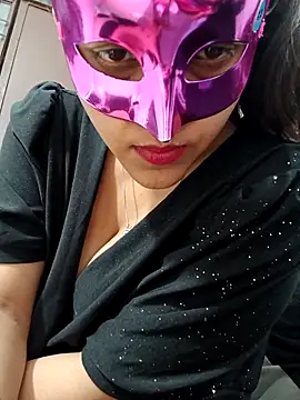 Shivani_hotty's cam snapshot