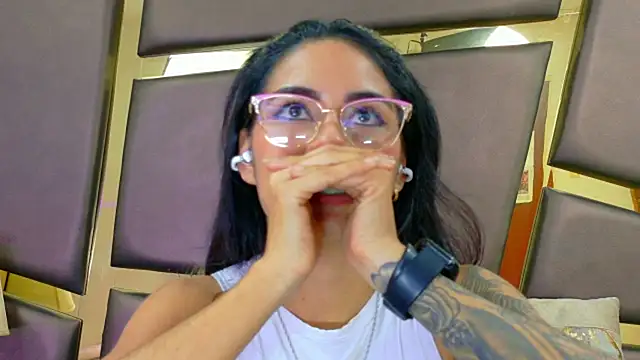 NicoleEsposito's cam snapshot