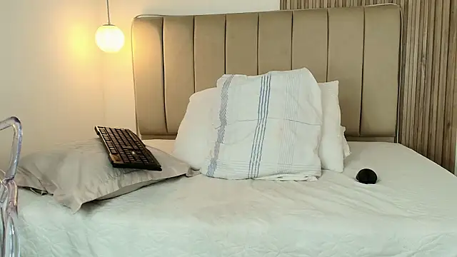 EvaaSinclair's cam snapshot