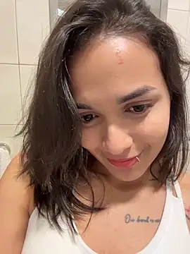 MiaMorenoo's cam snapshot