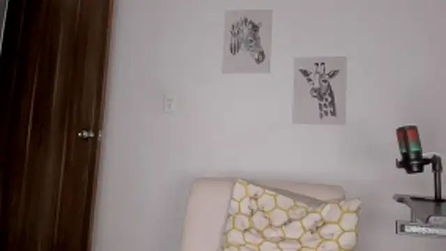 Hanna_Risso's cam snapshot