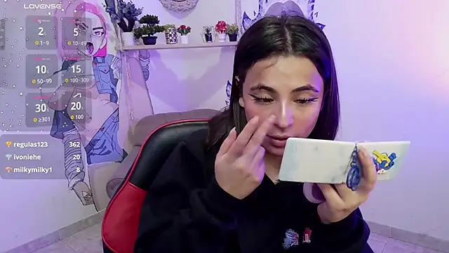 sofi_lara28's cam snapshot