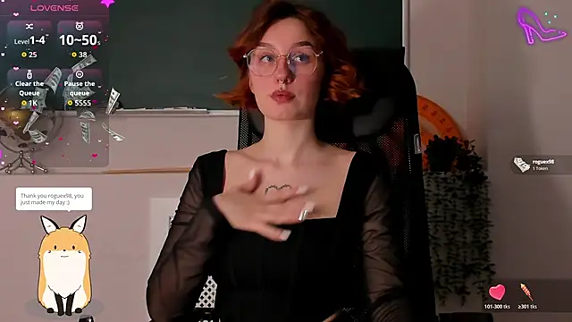 ClaireMathis's cam snapshot