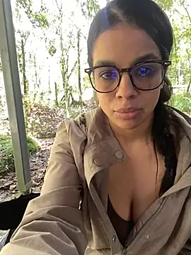 trianawhite's cam snapshot