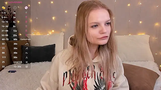 MicheleHonas's cam snapshot