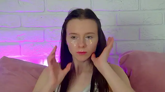 ArinaKubrick's cam snapshot