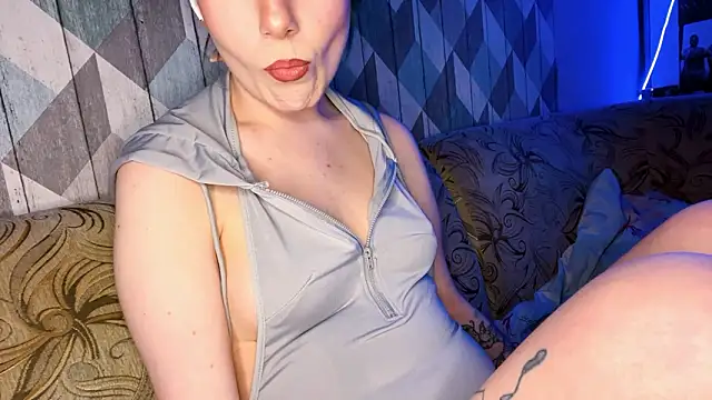 KateSzaflarski's cam snapshot