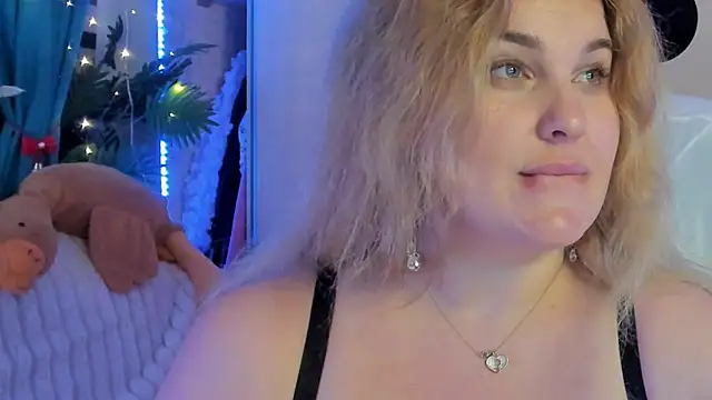 CoraSwon's cam snapshot