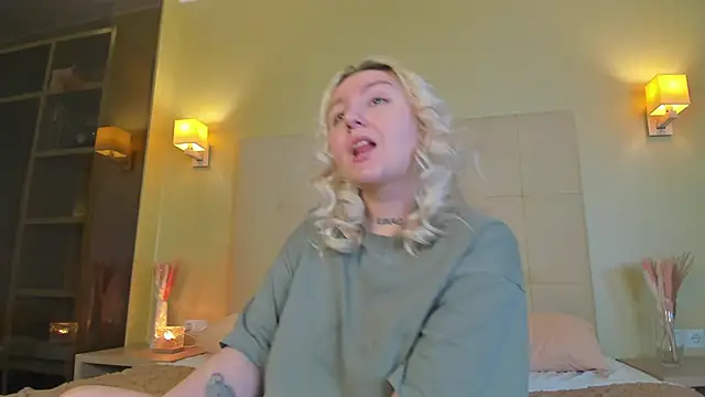 Debbie_Taylor's cam snapshot