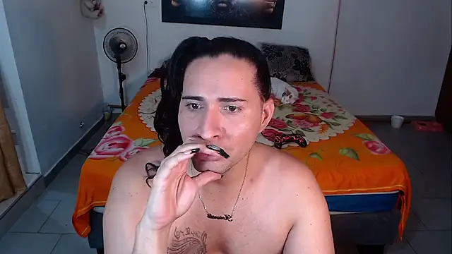 Sexy-Katarina live sex cam