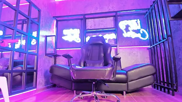 Amy_petitee's cam snapshot