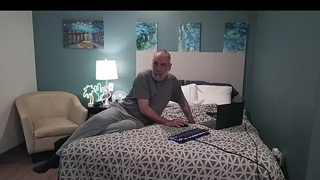 Fuck-Buddy-4U live sex cam