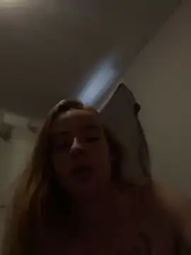 SeccySerena live sex cam