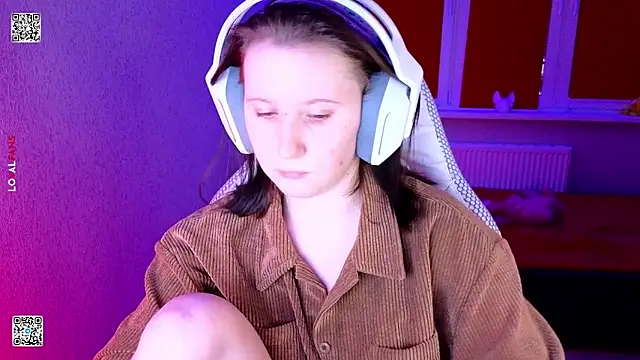 mon_lola's cam snapshot