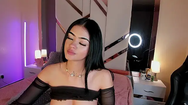 EmmaStonns's cam snapshot