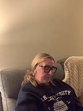 Mrsmoggy's cam snapshot