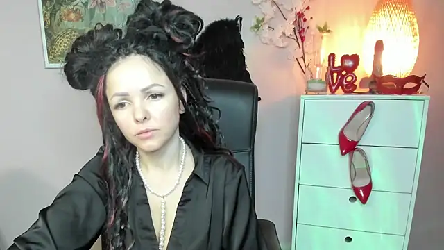 Mollybloom40's cam snapshot