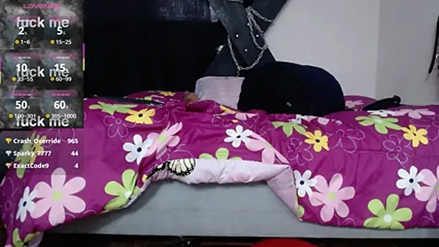 alissia_kent's cam snapshot