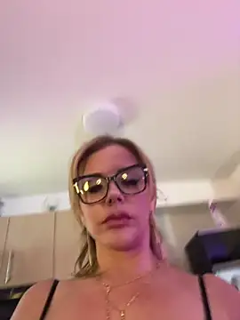 TatianaMlf's cam snapshot