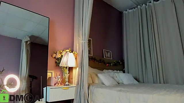 Dearly_Emily's cam snapshot