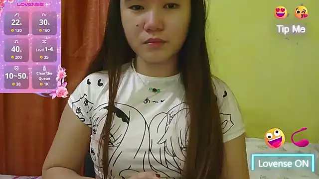 HornyAsian4uxx live sex cam