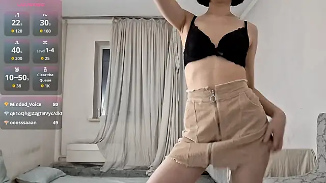 Lyndasilk's cam snapshot