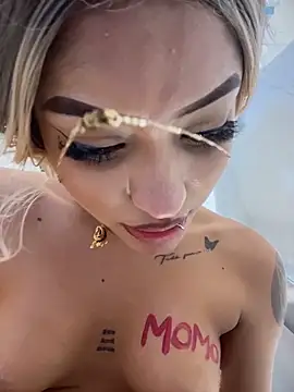 MystiqueXXX's cam snapshot