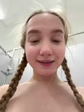 bambi_lu's cam snapshot