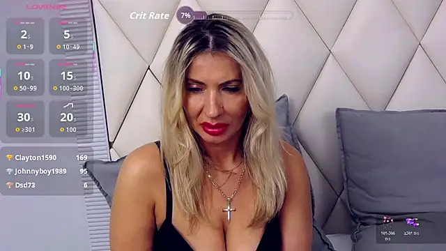 GinaBear's cam snapshot