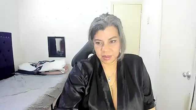 vikyadams's cam snapshot