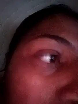 Giselabrunette25's cam snapshot