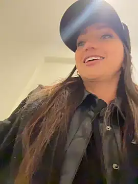 Ninabigtitied live sex cam