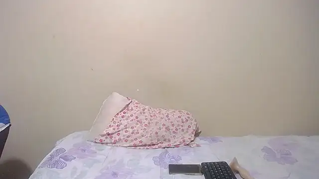 Blackberry96_'s cam snapshot