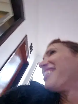 Irresistible24's cam snapshot