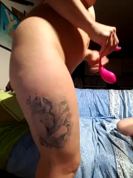 White_Devil_694's cam snapshot