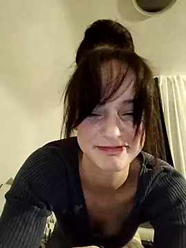 Gwenny1's cam snapshot