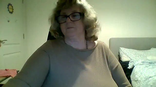 NoraJohnson6 live sex cam