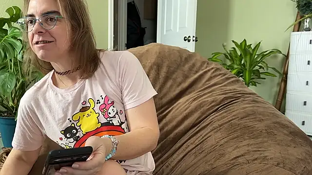 Linzy_19 live sex cam