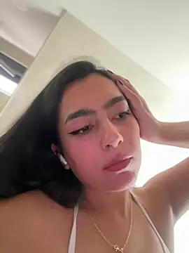 Nicollemays live sex cam