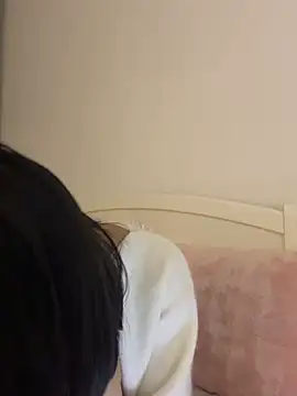 Ella-AAAAA live sex cam