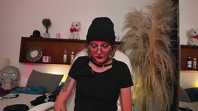 Rossiie_Hunt_ live sex cam