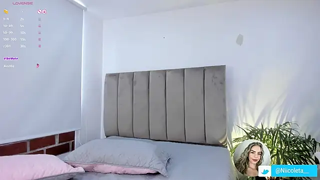 Niicoleta live sex cam