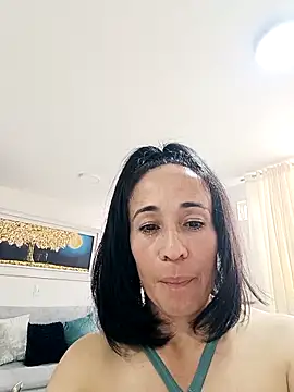 Coeur_de_luxure's cam snapshot