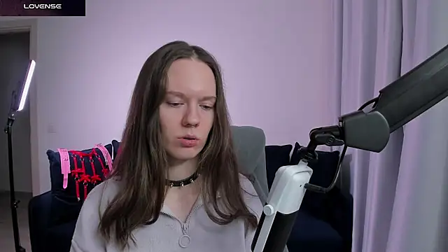 SharkyBaby's cam snapshot