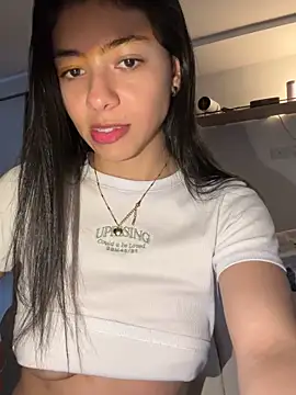 Liissa_cute_ live sex cam