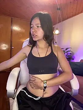 Ninffa_pinkk21's cam snapshot