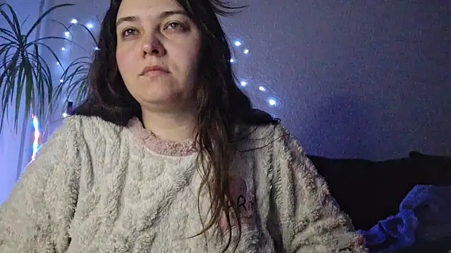 Cyndee_Winter's cam snapshot