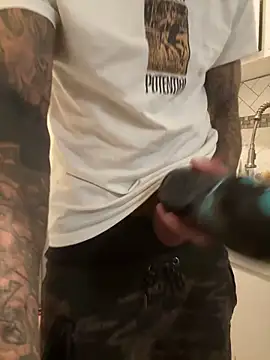 CarlosStillBig live sex cam